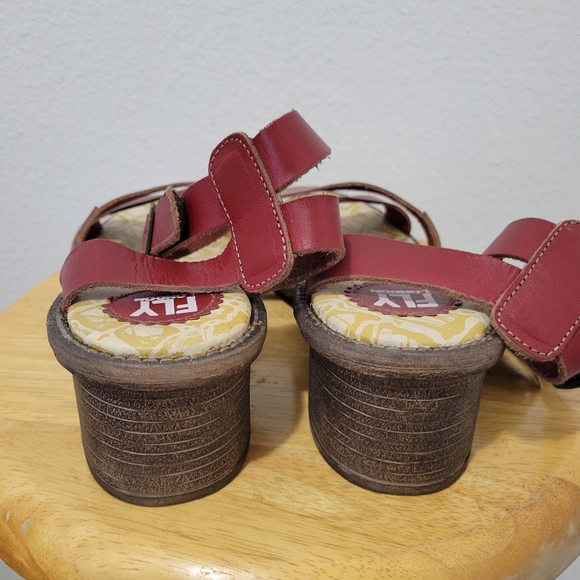 FLY LONDON Leather Block Sandals - Picture 6 of 9
